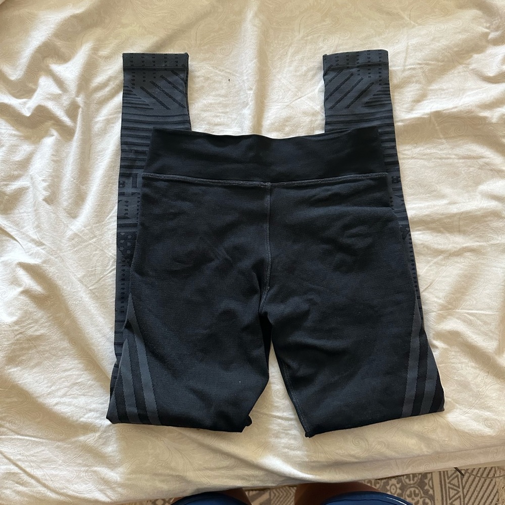 NUX leggings